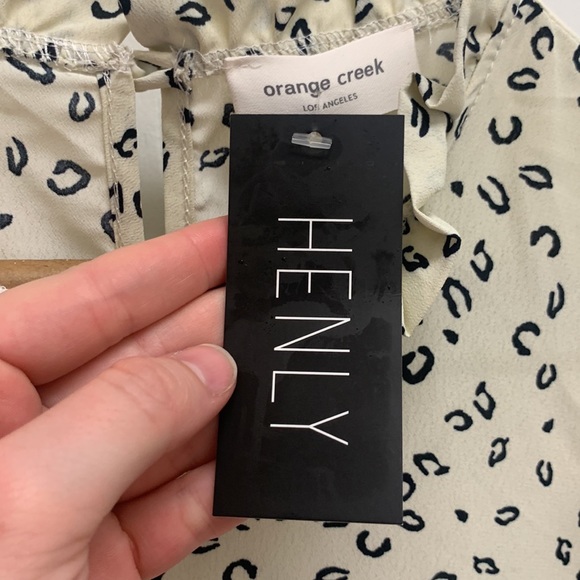 White Cheetah Print Blouse - Picture 6 of 6